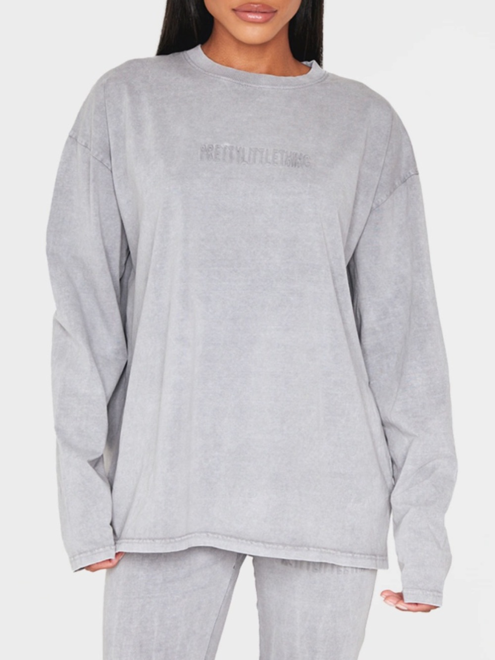 PRETTYLITTLETHING Light Grey Embossed Logo Washed Long Sleeve T-shirt